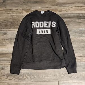 NWOT, H&M • College Graphic Rogers 1918 Crewneck Sweater